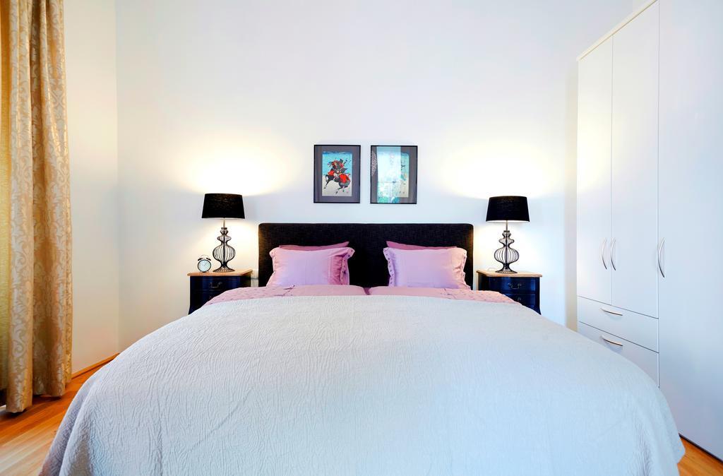 Apartment Theresiengasse Viyana Oda fotoğraf